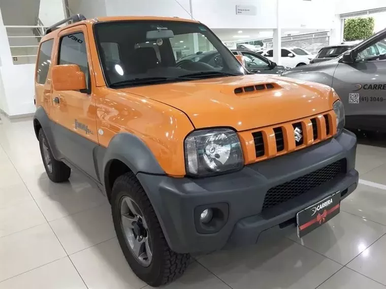 Suzuki Jimny Laranja 18