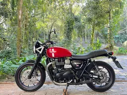 Triumph Street Twin