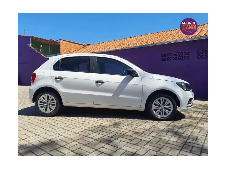 Volkswagen Gol Branco 6