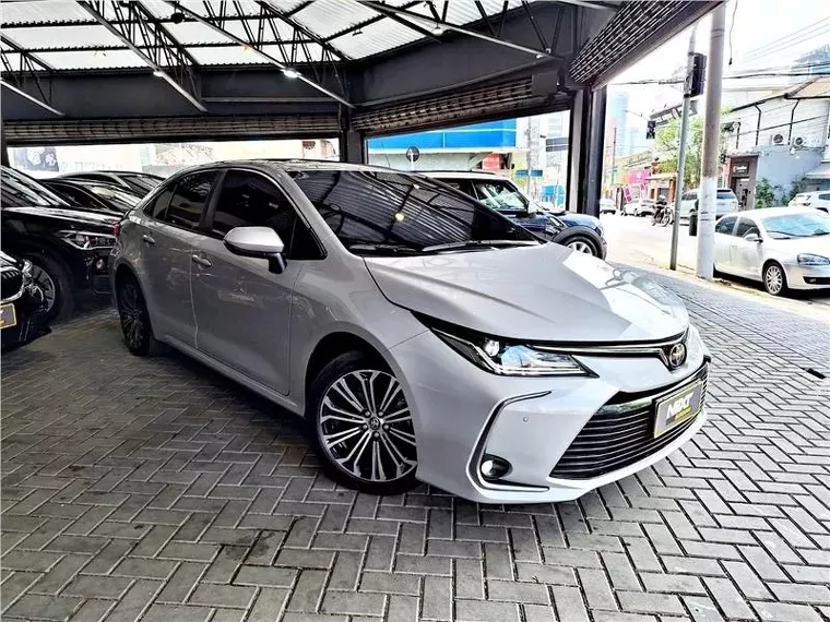 Toyota Corolla Prata 15