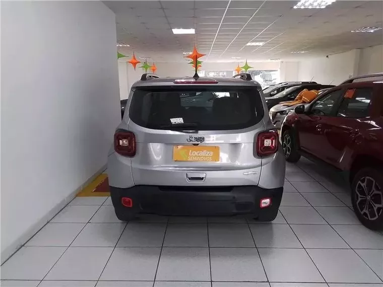 Jeep Renegade Prata 4