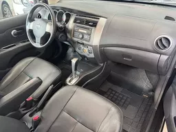 Nissan Grand Livina