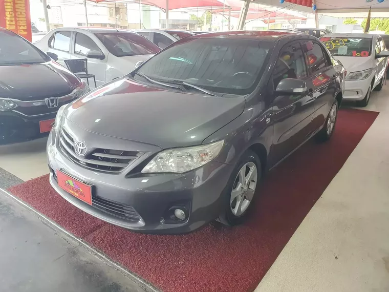 Toyota Corolla Cinza 5