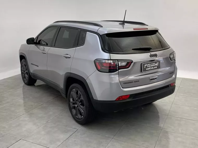 Jeep Compass Prata 19