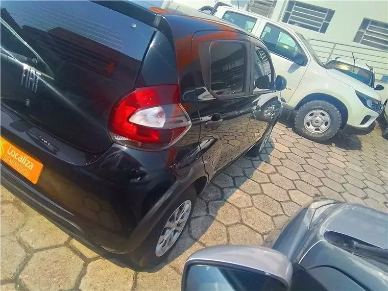 Fiat Mobi Preto 5