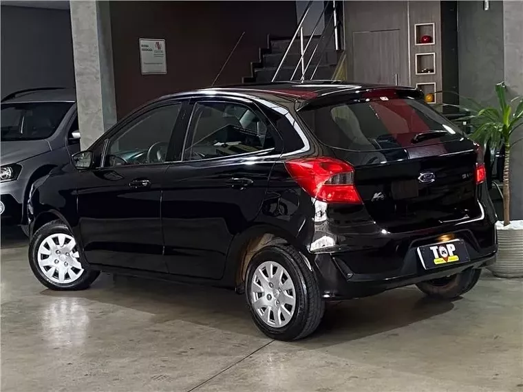 Ford KA Preto 11