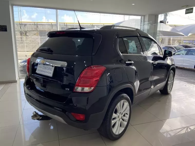 Chevrolet Tracker Preto 1