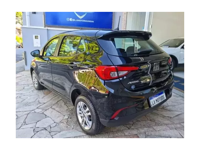 Fiat Argo Preto 1