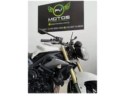 Street Triple