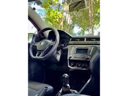 Volkswagen Voyage