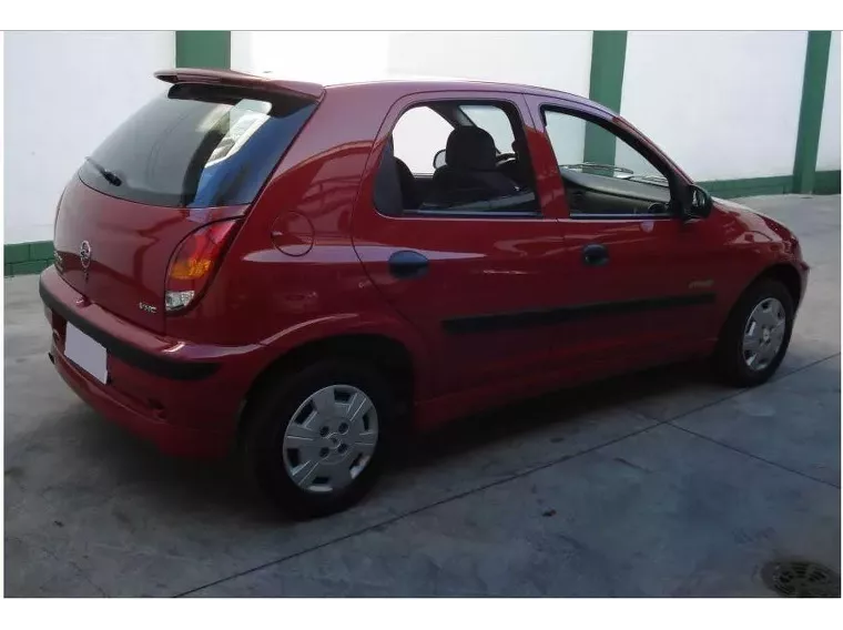 Chevrolet Celta Vermelho 4