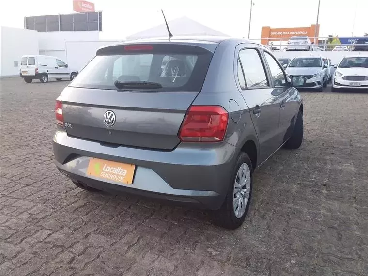 Volkswagen Gol Cinza 10