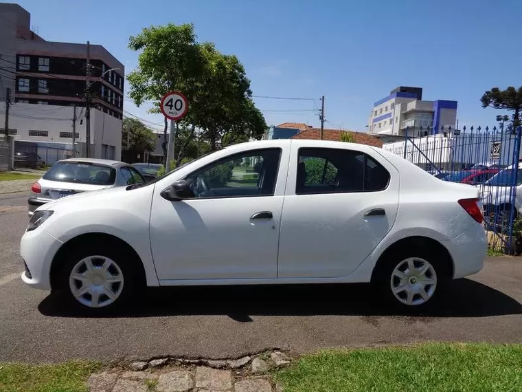 Renault Logan Branco 10