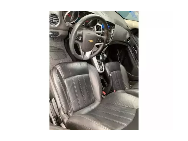 Chevrolet Cruze Preto 10