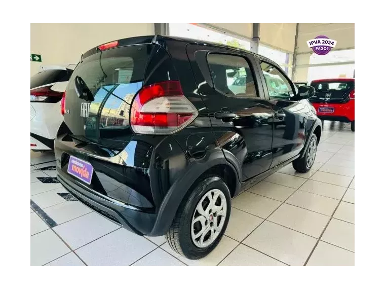 Fiat Mobi Preto 8