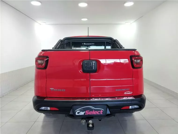 Fiat Toro Vermelho 12