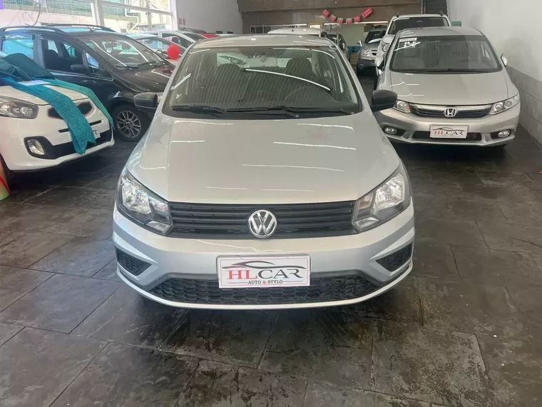 Volkswagen Voyage Prata 3