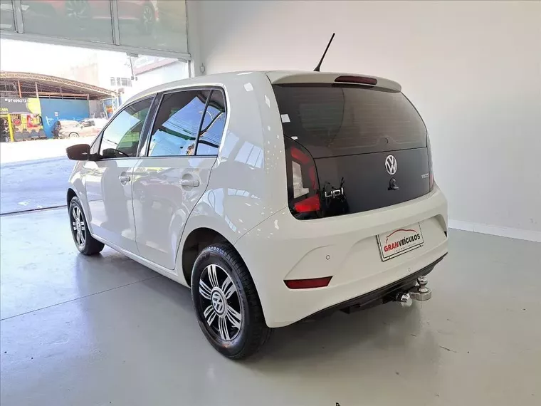 Volkswagen UP Branco 6