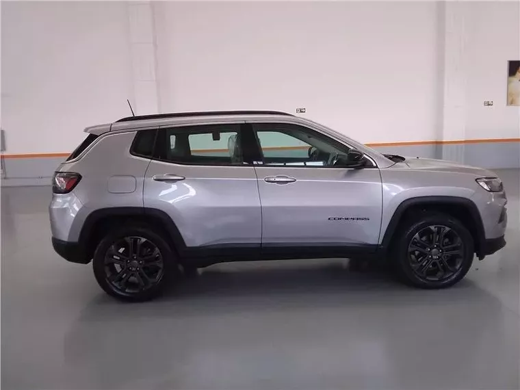 Jeep Compass Prata 9