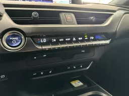 Lexus UX 250H