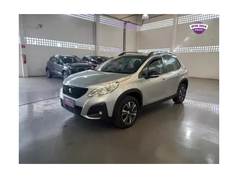 Peugeot 2008 Prata 6