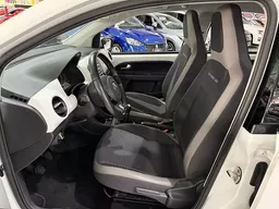 Volkswagen Cross UP