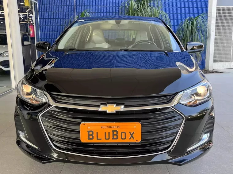 Chevrolet Onix Preto 2