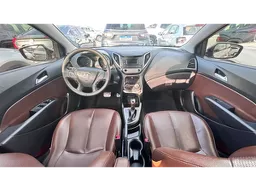 Hyundai HB20X