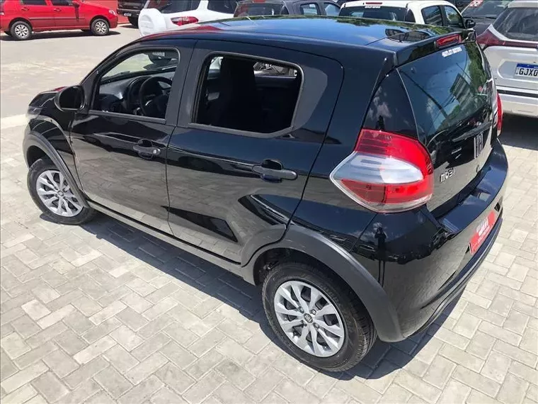 Fiat Mobi Preto 4