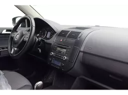 Volkswagen Polo Sedan