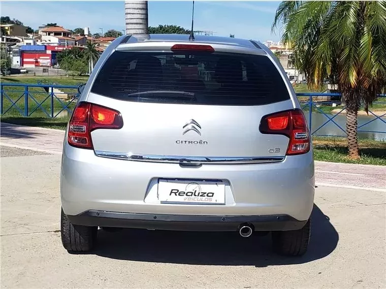 Citroën C3 Prata 18