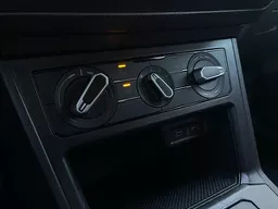Volkswagen Polo Hatch