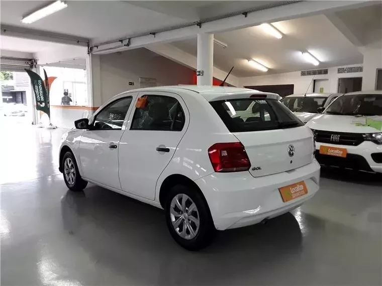 Volkswagen Gol Branco 6