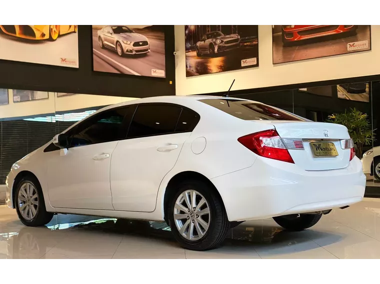 Honda Civic Branco 3