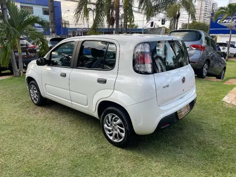 Fiat Uno Branco 3