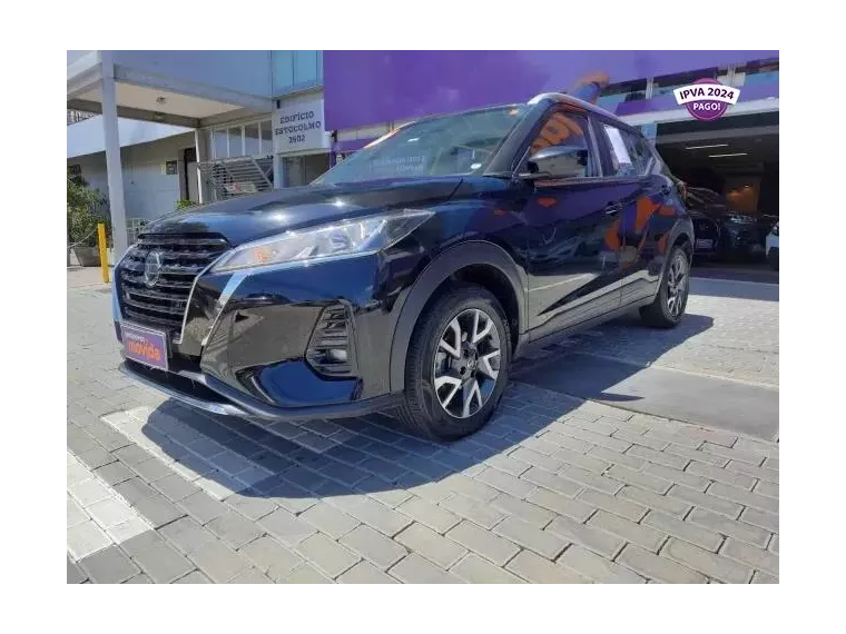 Nissan Kicks Preto 4