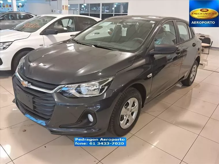 Chevrolet Onix Cinza 3