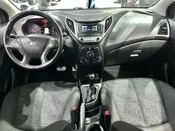 Hyundai HB20X