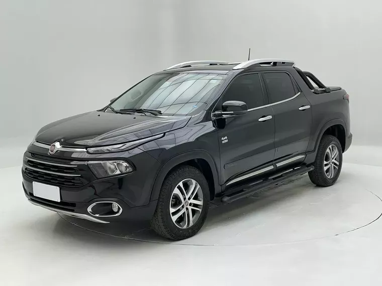 Fiat Toro Preto 11