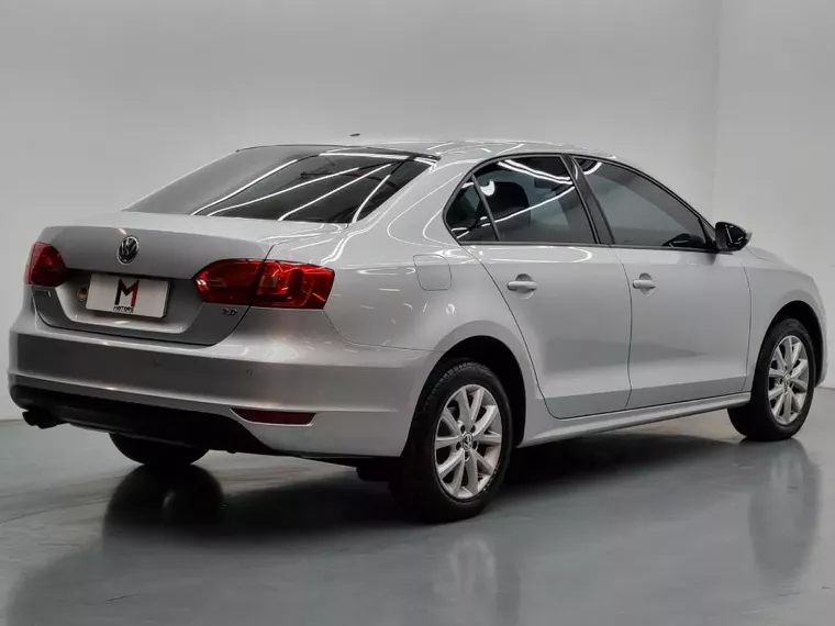 Volkswagen Jetta Prata 15