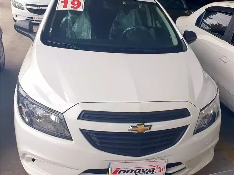 Chevrolet Onix Branco 7