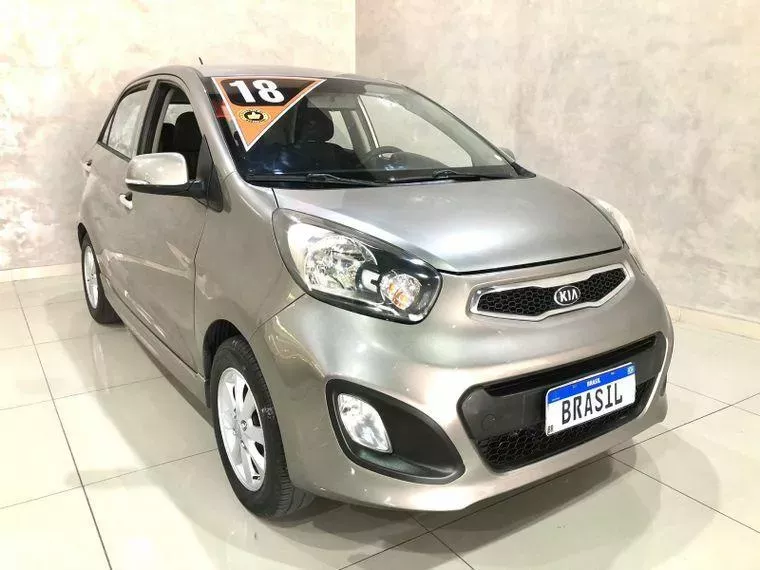 KIA Picanto Cinza 11