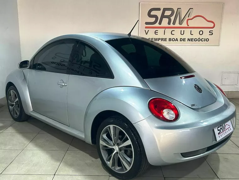 Volkswagen New Beetle Prata 6