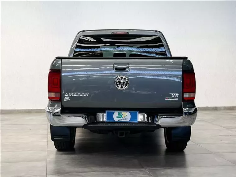Volkswagen Amarok Cinza 7