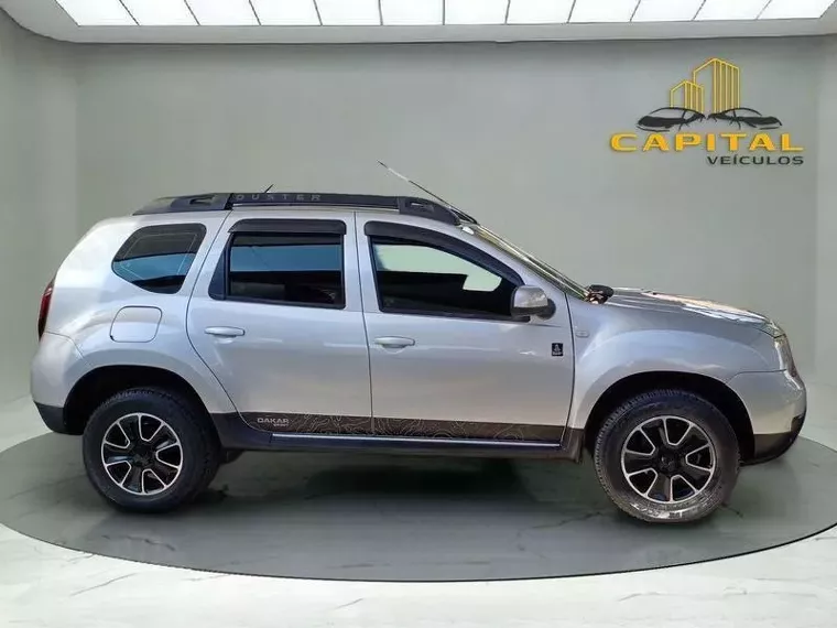 Renault Duster Prata 10