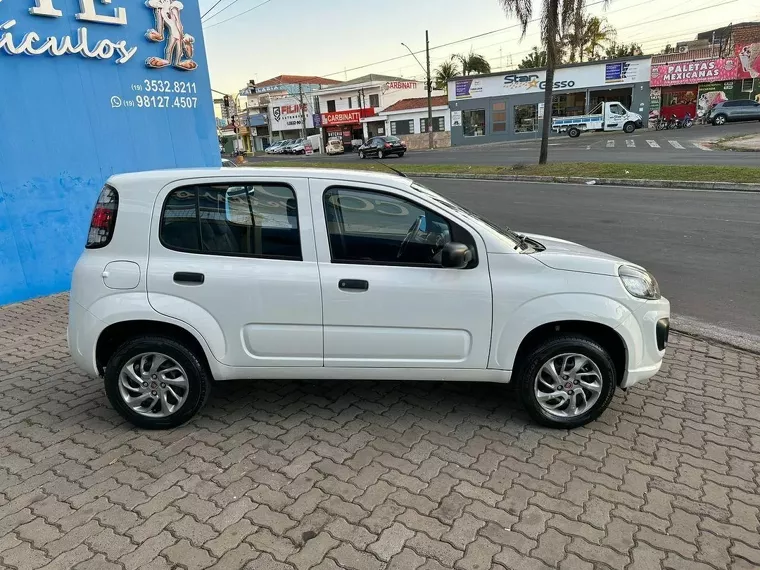 Fiat Uno Branco 1