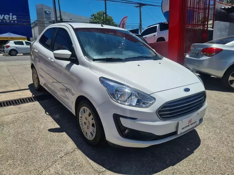 Ford KA Branco 12