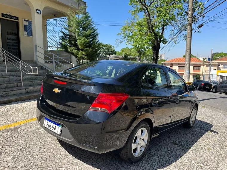 Chevrolet Prisma Preto 1