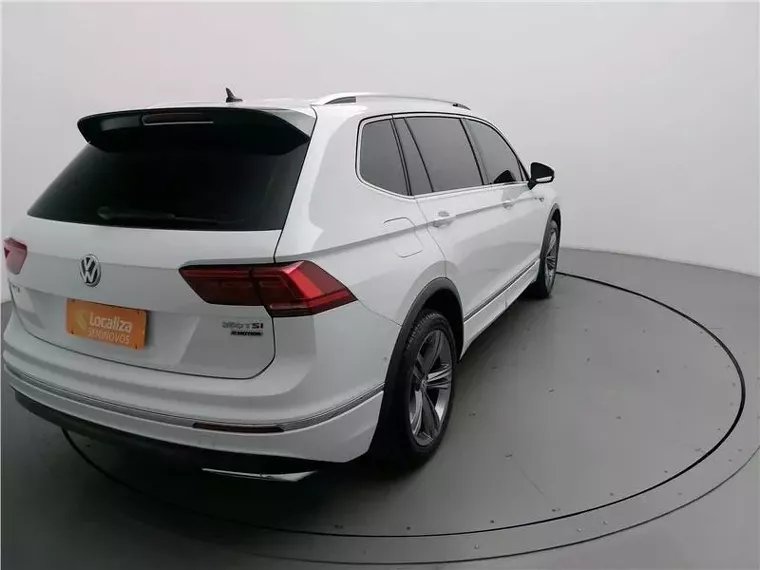 Volkswagen Tiguan Branco 3