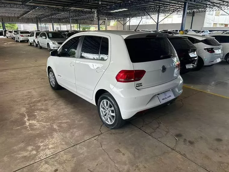 Volkswagen Fox Branco 2